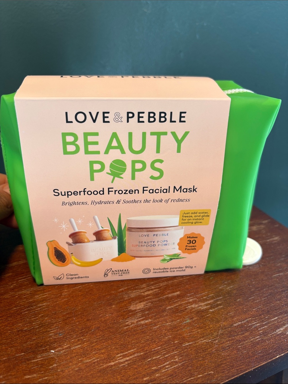 Beauty Pops Superfood Frozen Facial Mask - Green